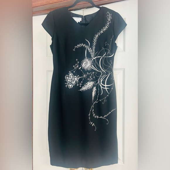 Maggy London Dresses & Skirts - Vintage Maggy London Petite Black Evening Dress